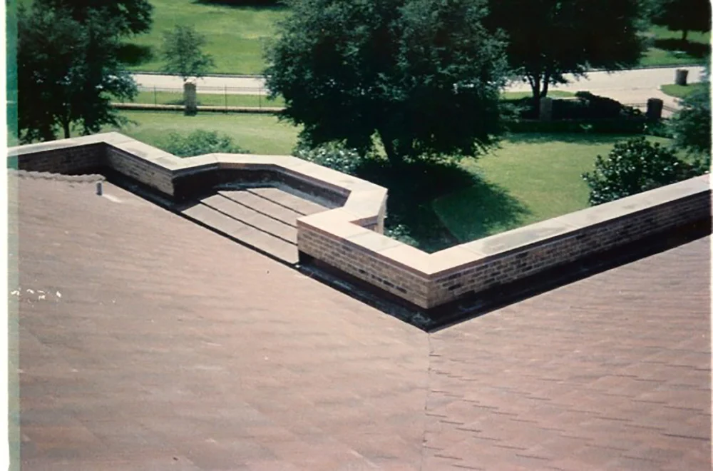 Copper Coping With Internal Gutter System